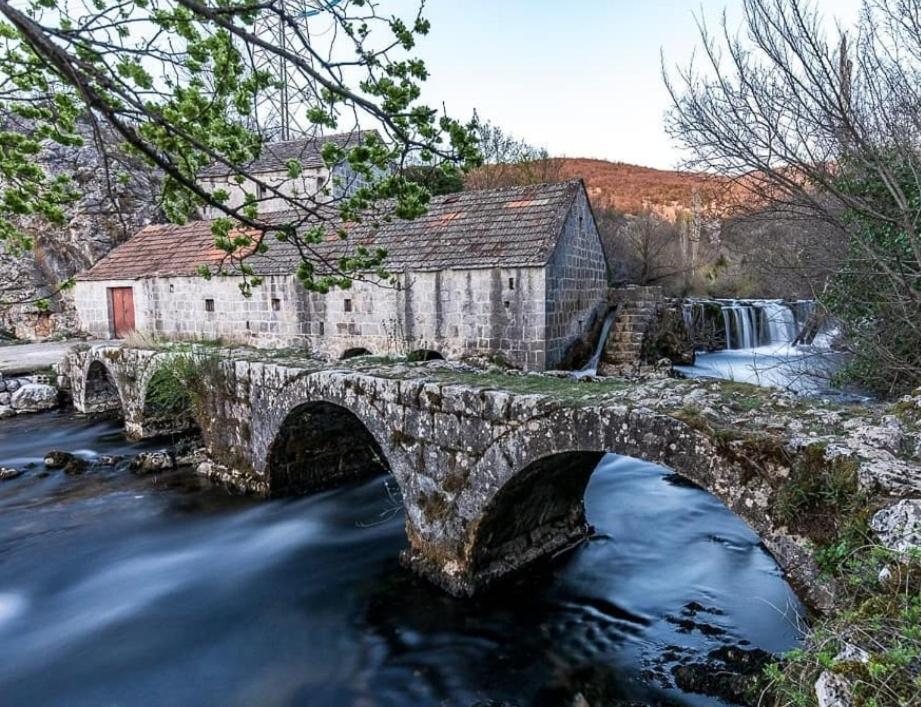 Villa Kuca Za Odmor Sika Sinj Exterior foto