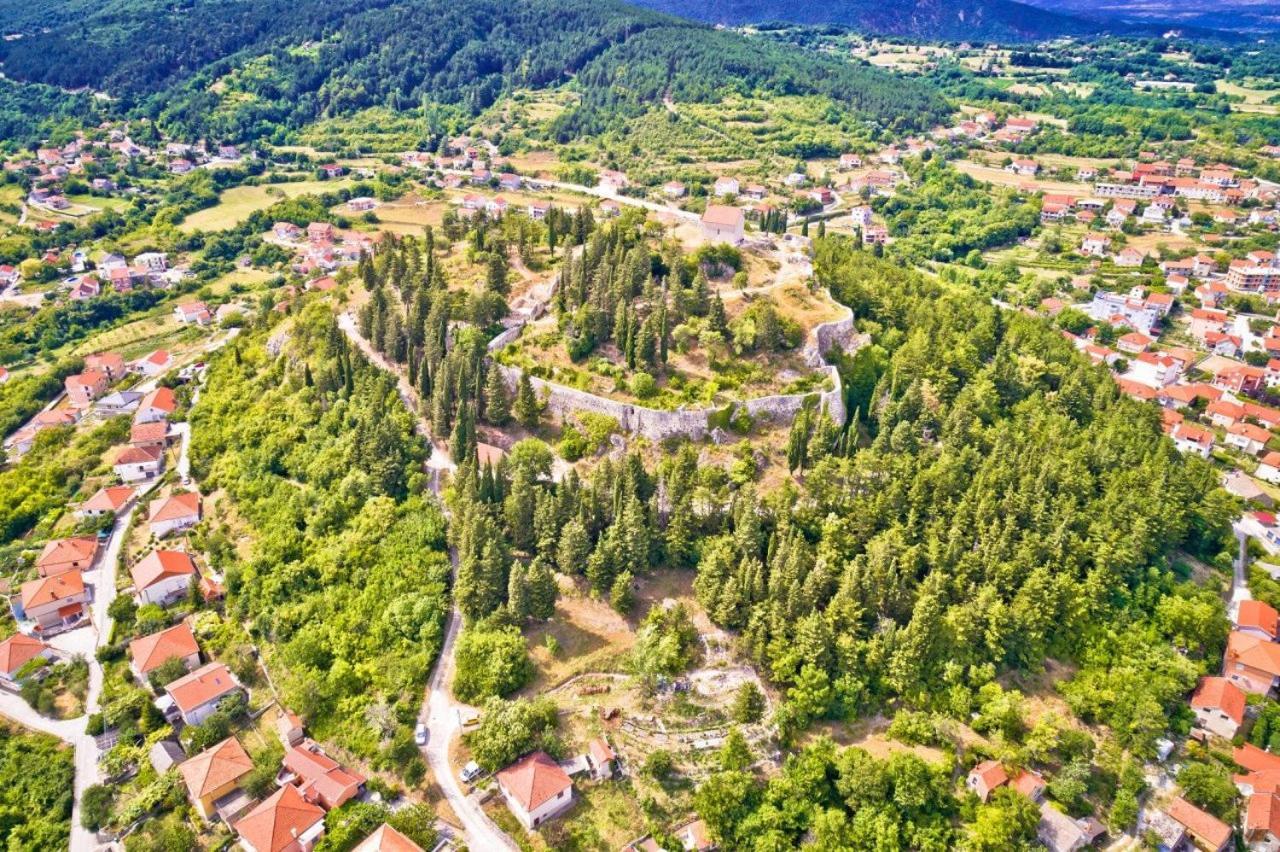Villa Kuca Za Odmor Sika Sinj Exterior foto