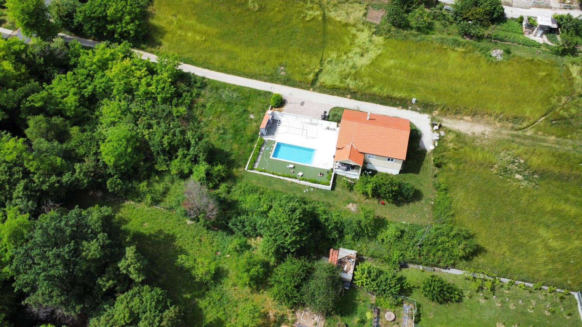 Villa Kuca Za Odmor Sika Sinj Exterior foto